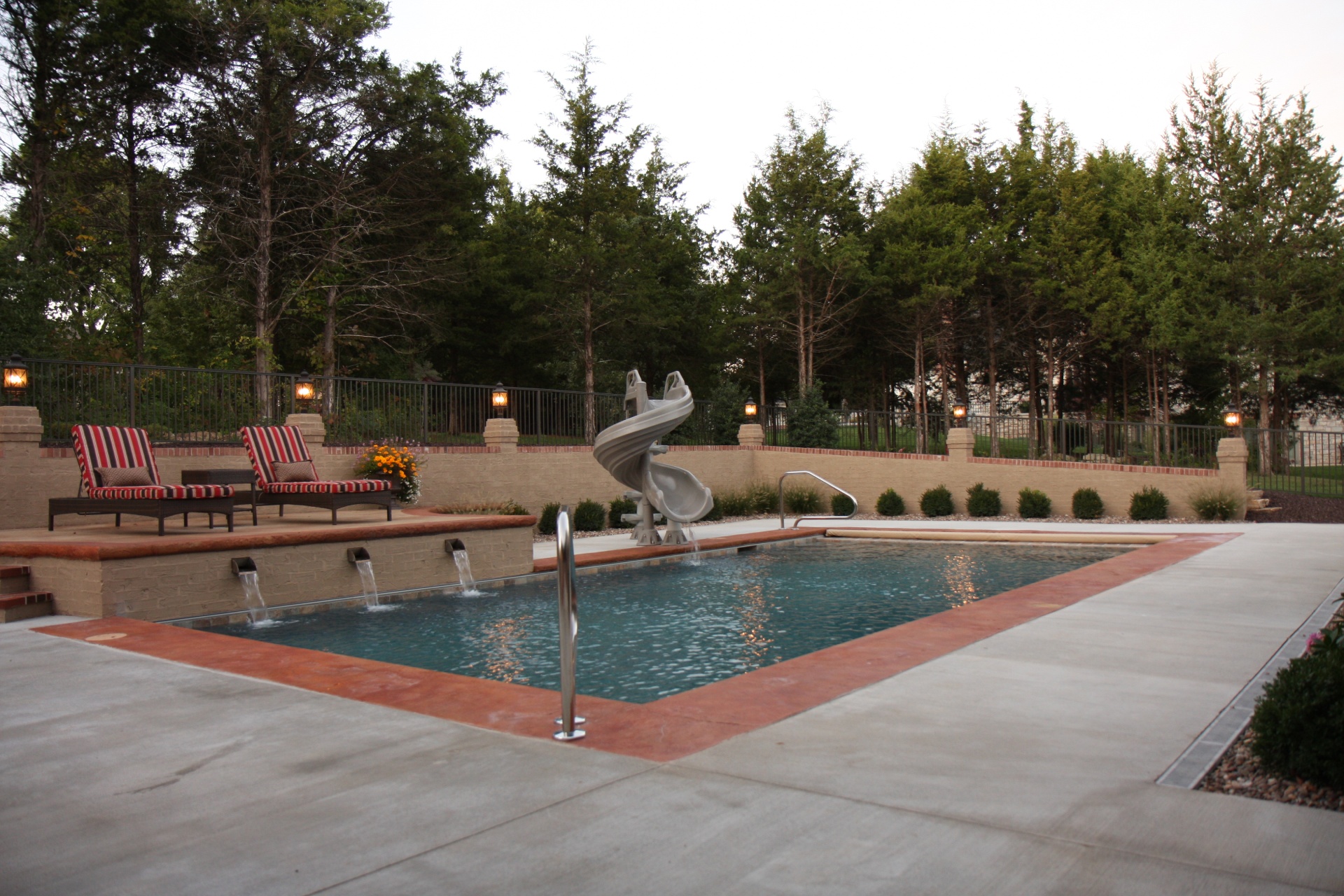 Blunt Traditional Pool & Slide Dusk