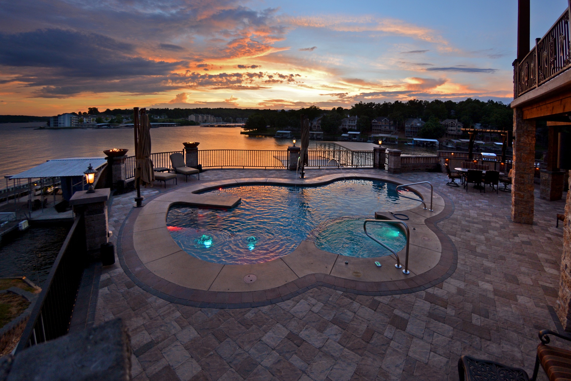 Stockman Lake Home Panoramic Lake w_ Sunset